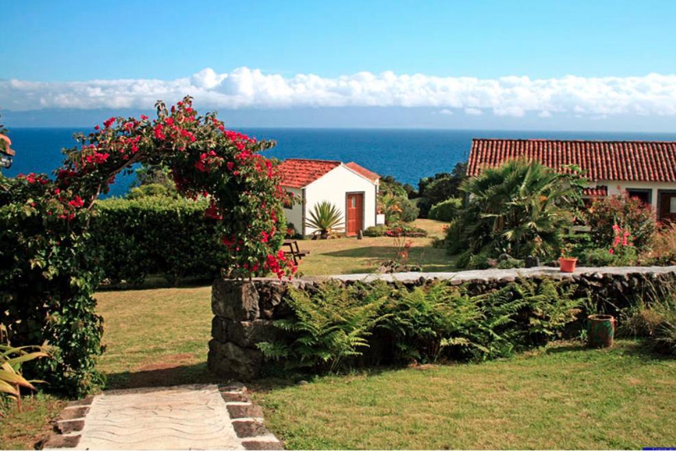Jardim Do Triangulo - Alojamento Local Manadas Esterno foto